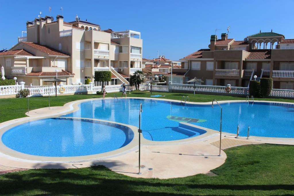 Apartament Z Duzym Tarasem Na Pieknym Osiedlu Orihuela Ngoại thất bức ảnh