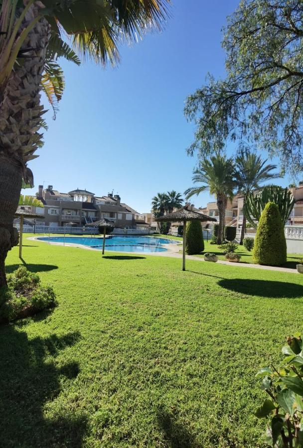 Apartament Z Duzym Tarasem Na Pieknym Osiedlu Orihuela Ngoại thất bức ảnh